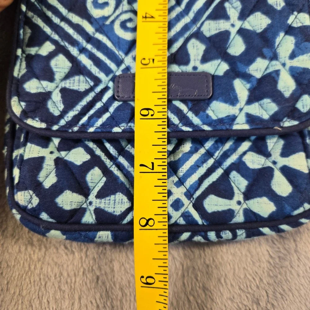 Vera Bradley Blue Quilted Batik Crossbody Bag Small Messenger ID Window